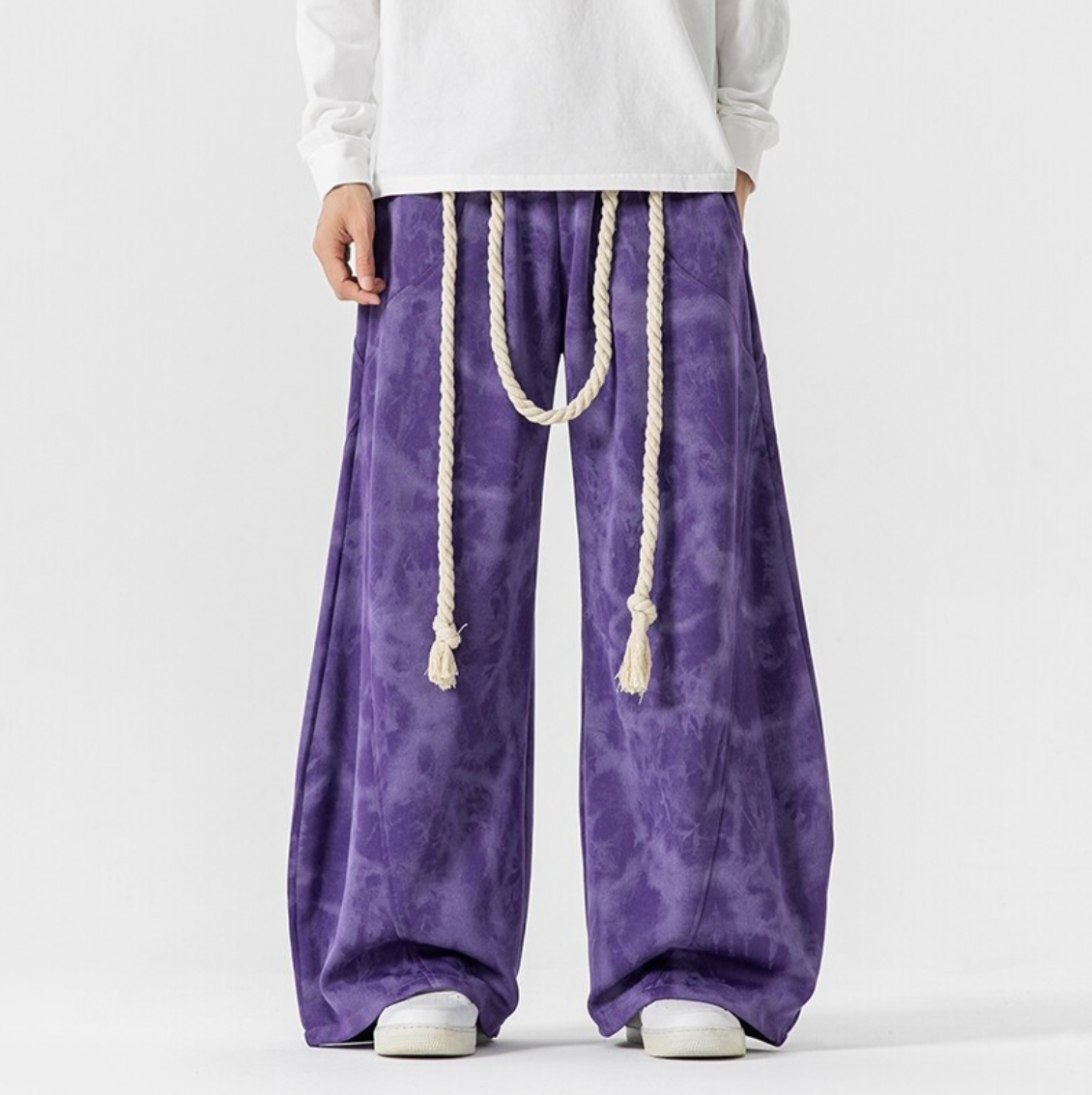 BAGGY WARM SWEATPANTS